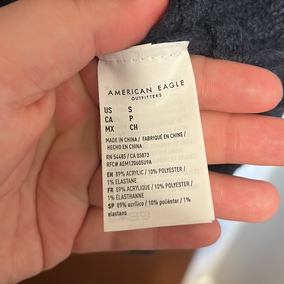 NWOT American Eagle Cable Knit Hooded Sweater - Picture 5 of 6